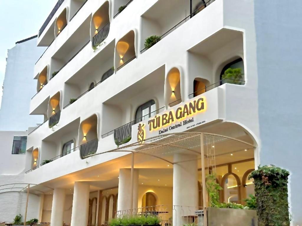 Tui Ba Gang Central Hotel Да Лат Екстериор снимка