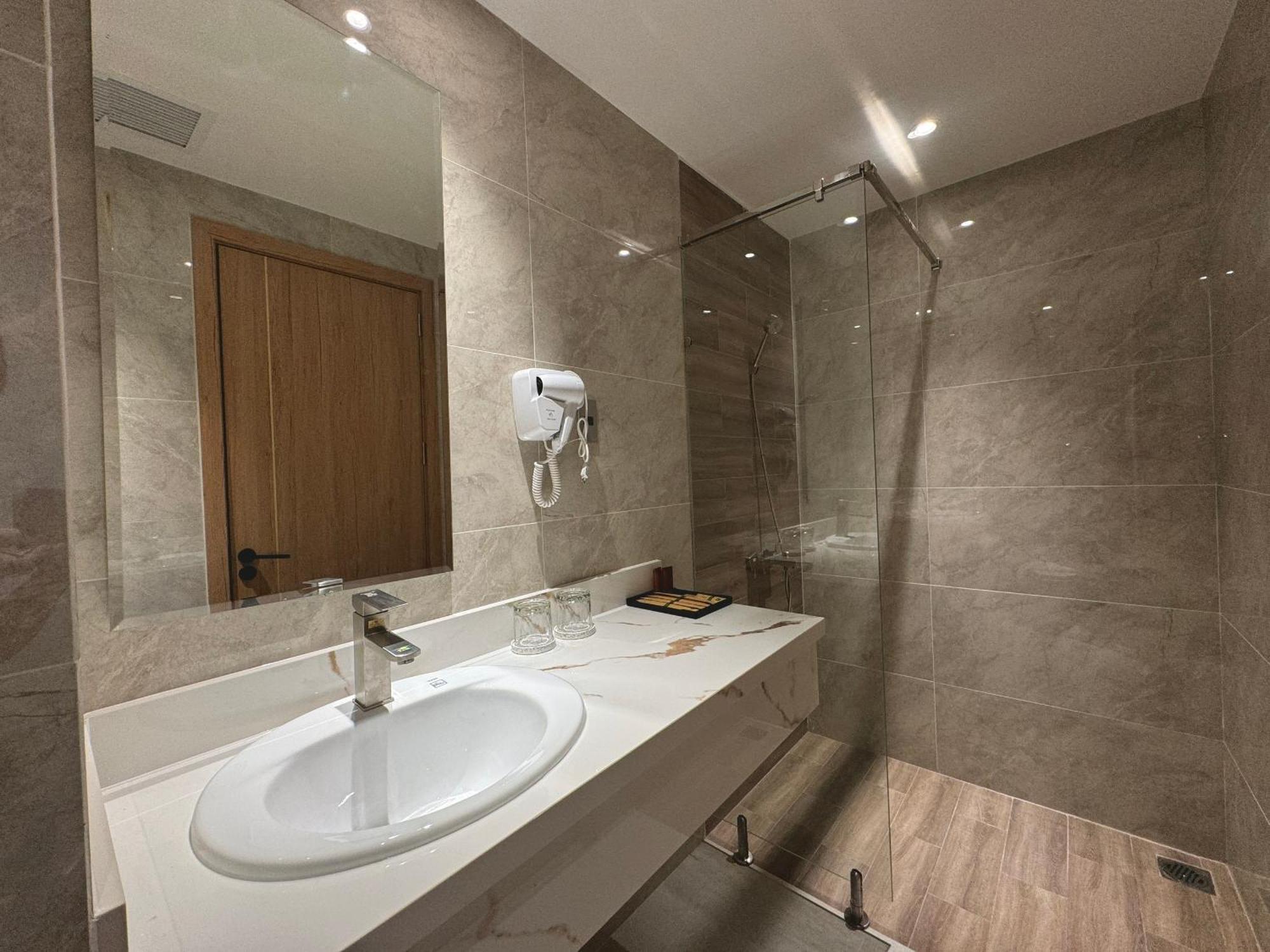 Tui Ba Gang Central Hotel Да Лат Екстериор снимка